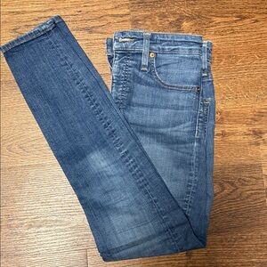 Madewell Women's Curvy High Rise Skinny Jeans in Medium Blue